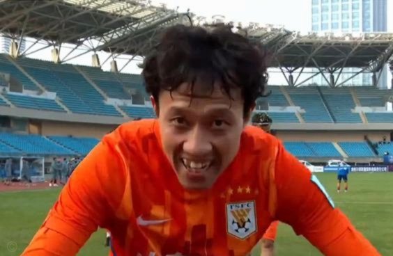 既然没有边后卫，为啥放走宋龙张英凯孙国文