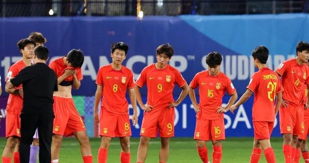 何思凡世界波助U17国足半场领先