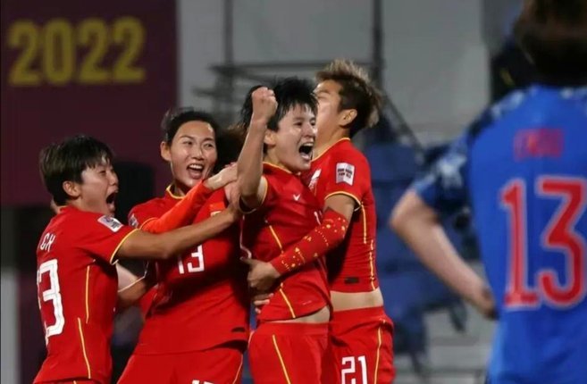 中国女足险平乌兹别克斯坦，错失出线良机